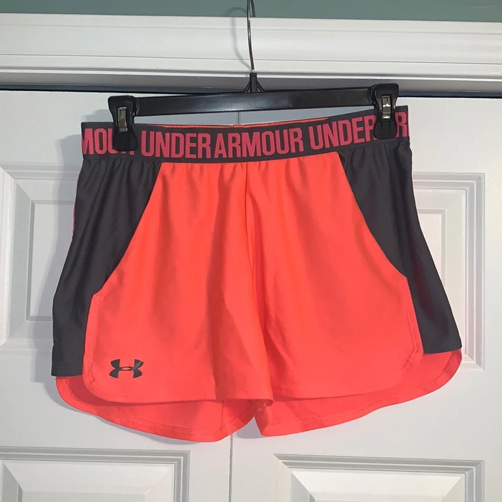 Pink and grey athletic under armor shorts with pockets!! - Picture 1 of 3